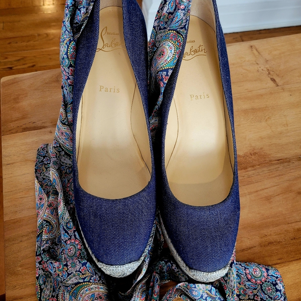 Christian Louboutin Wedge Espradille